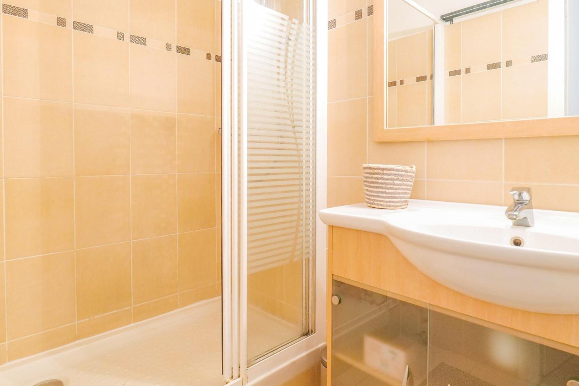 Appartement Avec Vue Sur La Baie Des Sables D'Olonne - 4 Personnes Les Sables-d'Olonne Ngoại thất bức ảnh