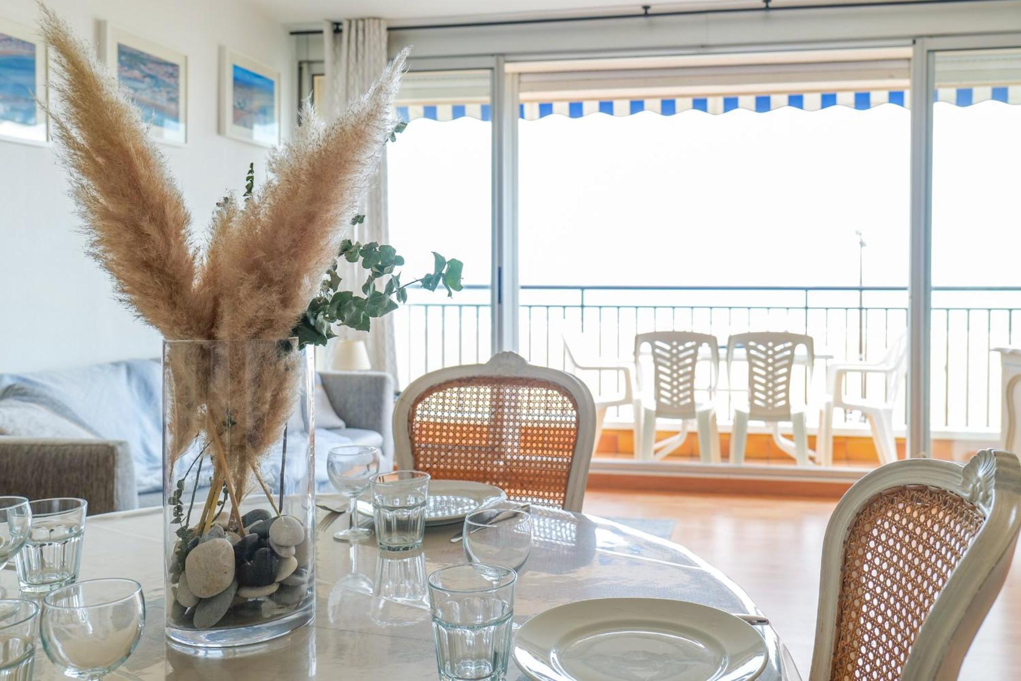 Appartement Avec Vue Sur La Baie Des Sables D'Olonne - 4 Personnes Les Sables-d'Olonne Ngoại thất bức ảnh