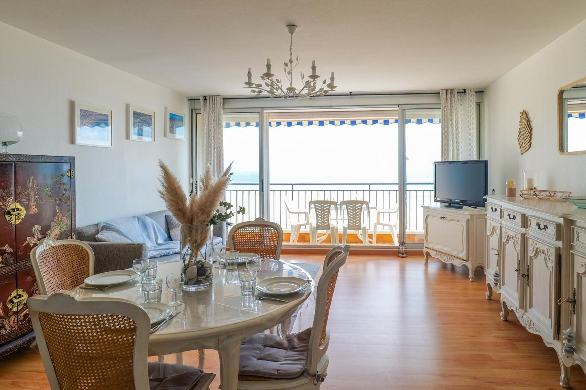 Appartement Avec Vue Sur La Baie Des Sables D'Olonne - 4 Personnes Les Sables-d'Olonne Ngoại thất bức ảnh